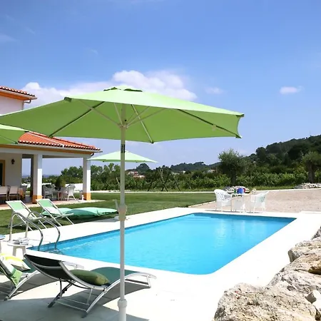 Quinta Da Chapeleira Em * Azeitão
